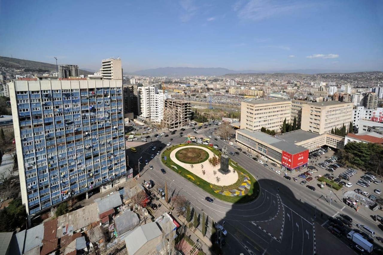 Saakadze Tower Apartamento Tiflis Exterior foto